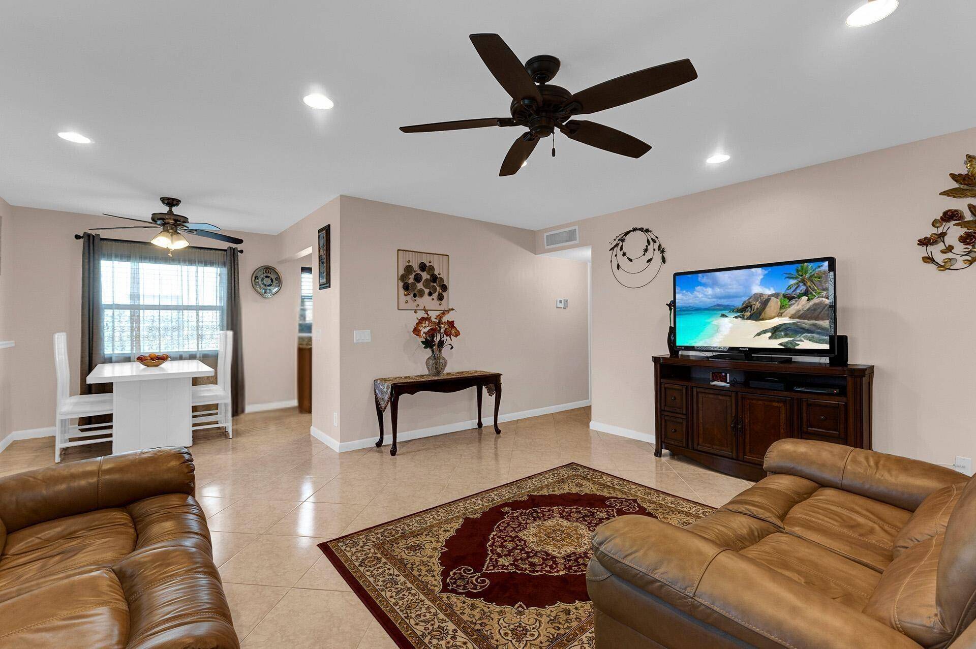 379 Burgundy H, Delray Beach, FL 33484