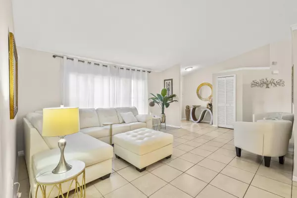 Port Saint Lucie, FL 34953,791 SW Hillsboro CIR