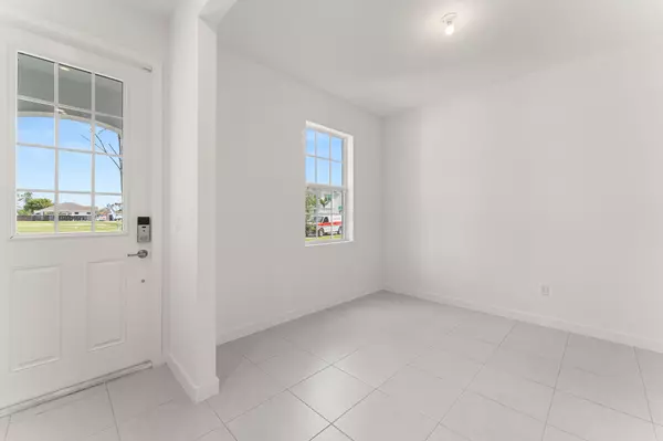 Lake Worth, FL 33467,7292 Lenora LN