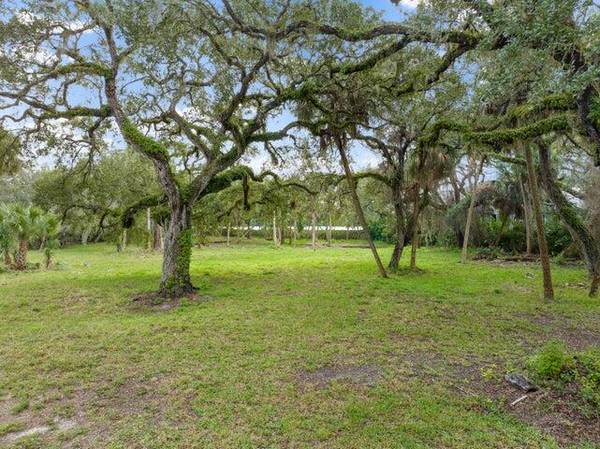 Vero Beach, FL 32963,2545 Riverview Court