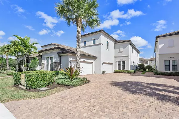 Boca Raton, FL 33428,21818 Canadensis CIR 202