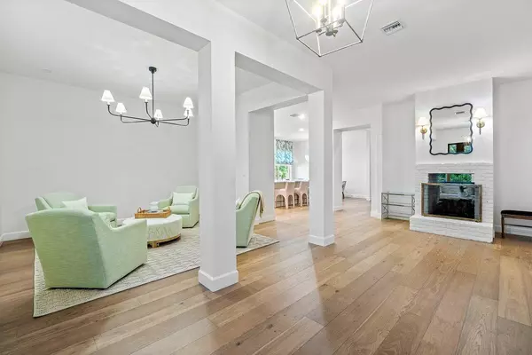 Palm Beach Gardens, FL 33410,2585 Natures WAY