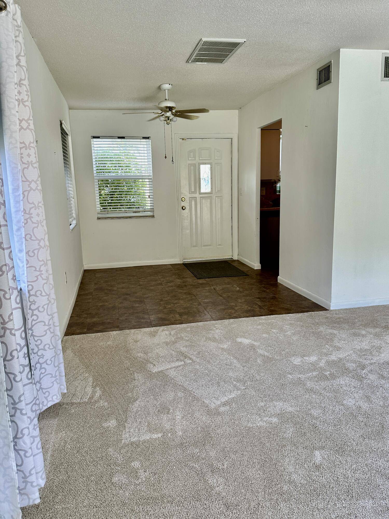 Palm Beach Gardens, FL 33410,10084 N Meridian WAY 4