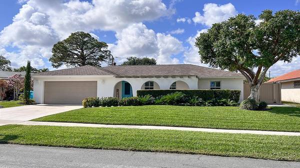 2539 SW 12th ST, Boynton Beach, FL 33426