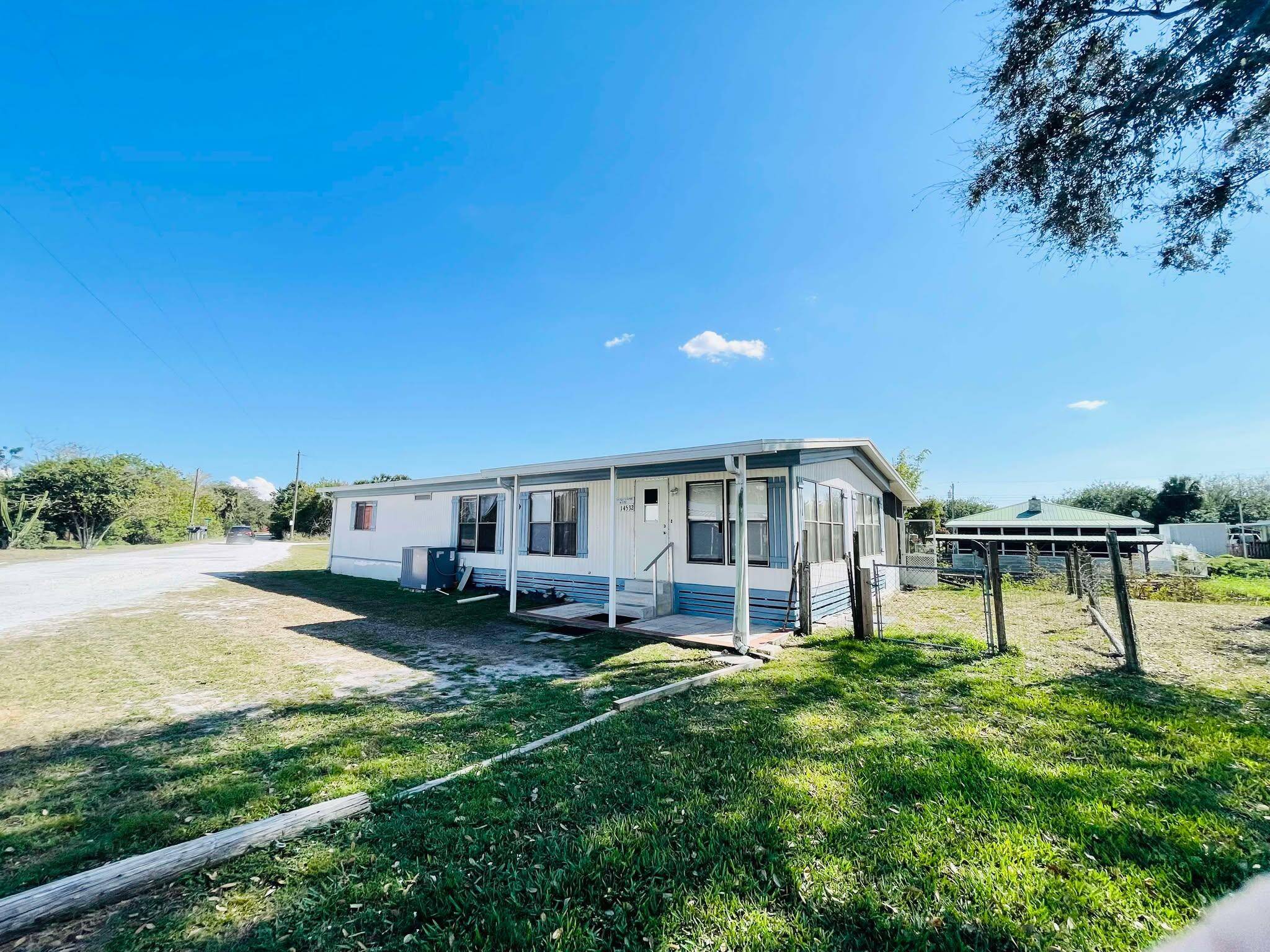 14532 NW 1st Pkwy, Okeechobee, FL 34972