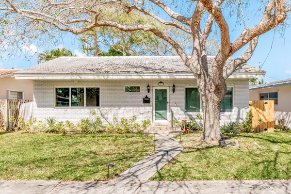 1323 Lincoln ST, Hollywood, FL 33019