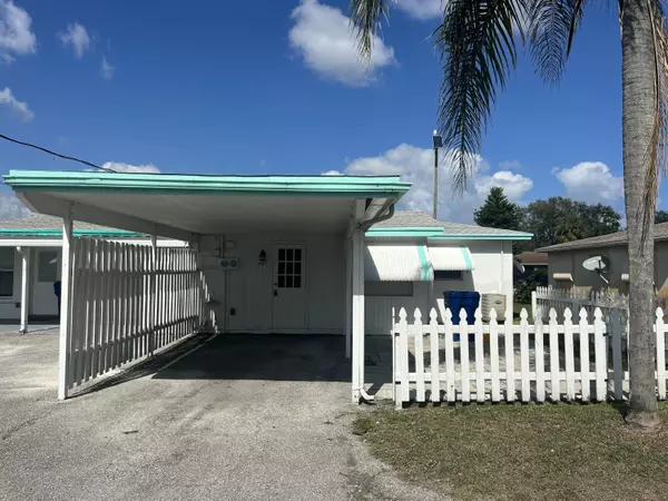 Riviera Beach, FL 33403,561 Silver Beach RD