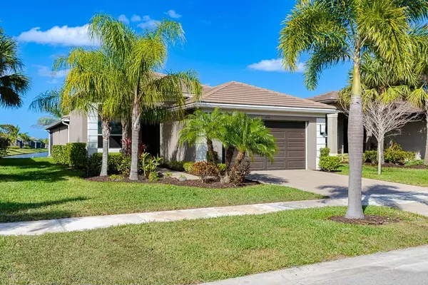 10542 SW Sunray ST, Port Saint Lucie, FL 34987