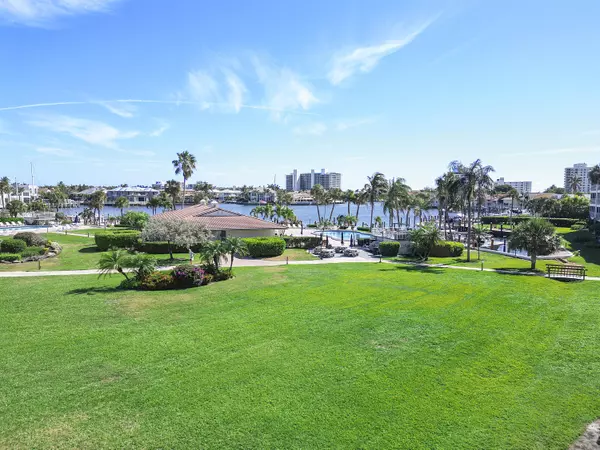 Delray Beach, FL 33483,921 Spanish CIR 232 -E
