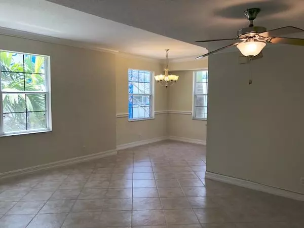 West Palm Beach, FL 33401,759 N ST