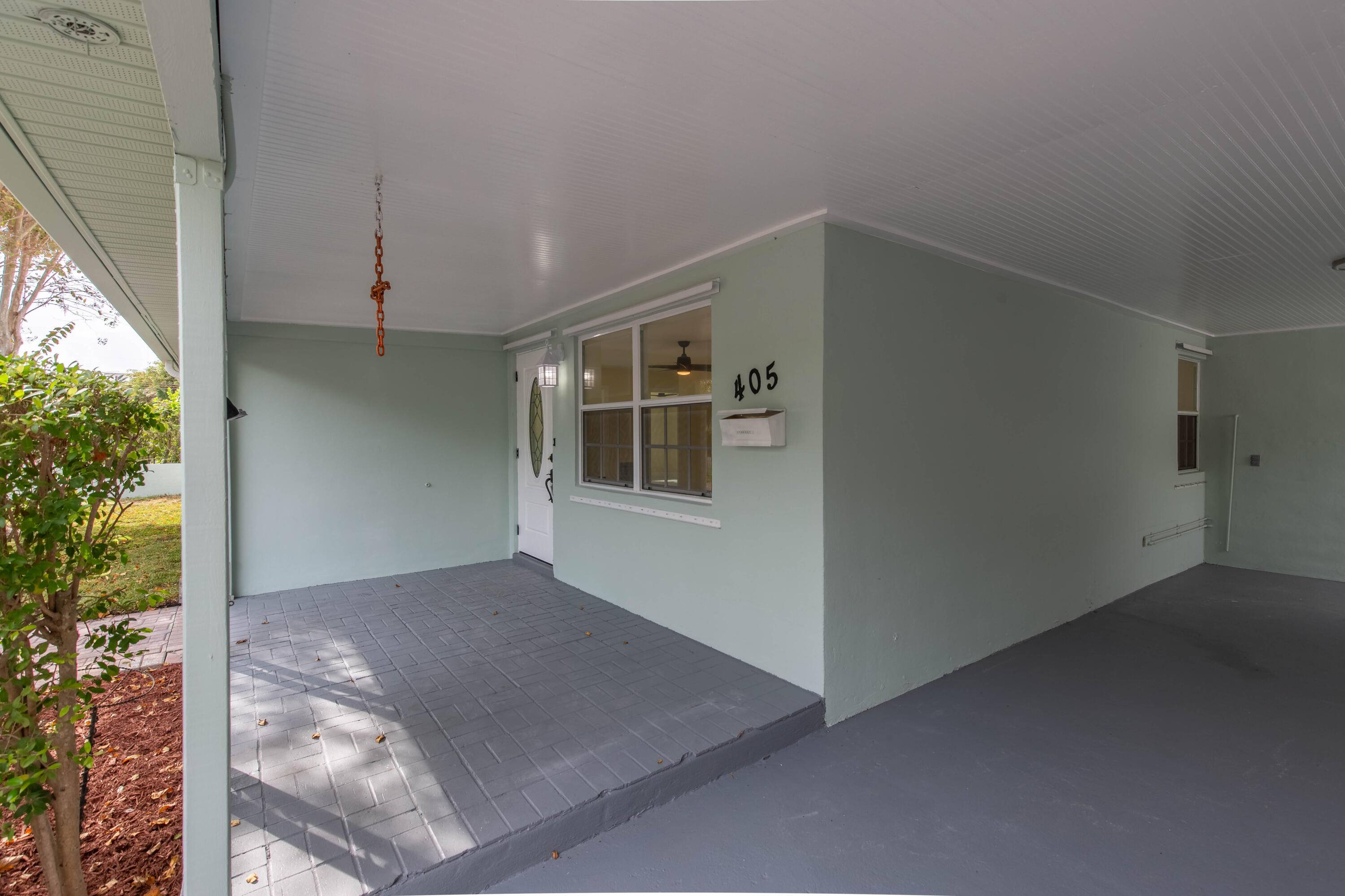 Pompano Beach, FL 33062,405 NE 24th AVE
