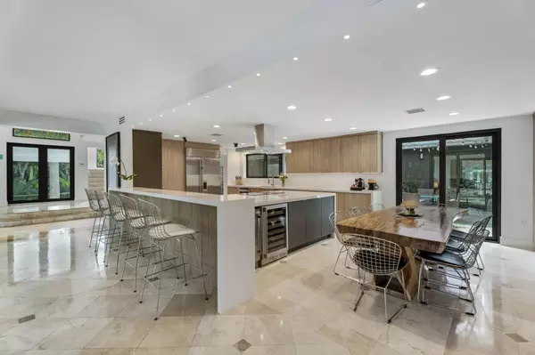 Pinecrest, FL 33156,5981 SW 136th ST