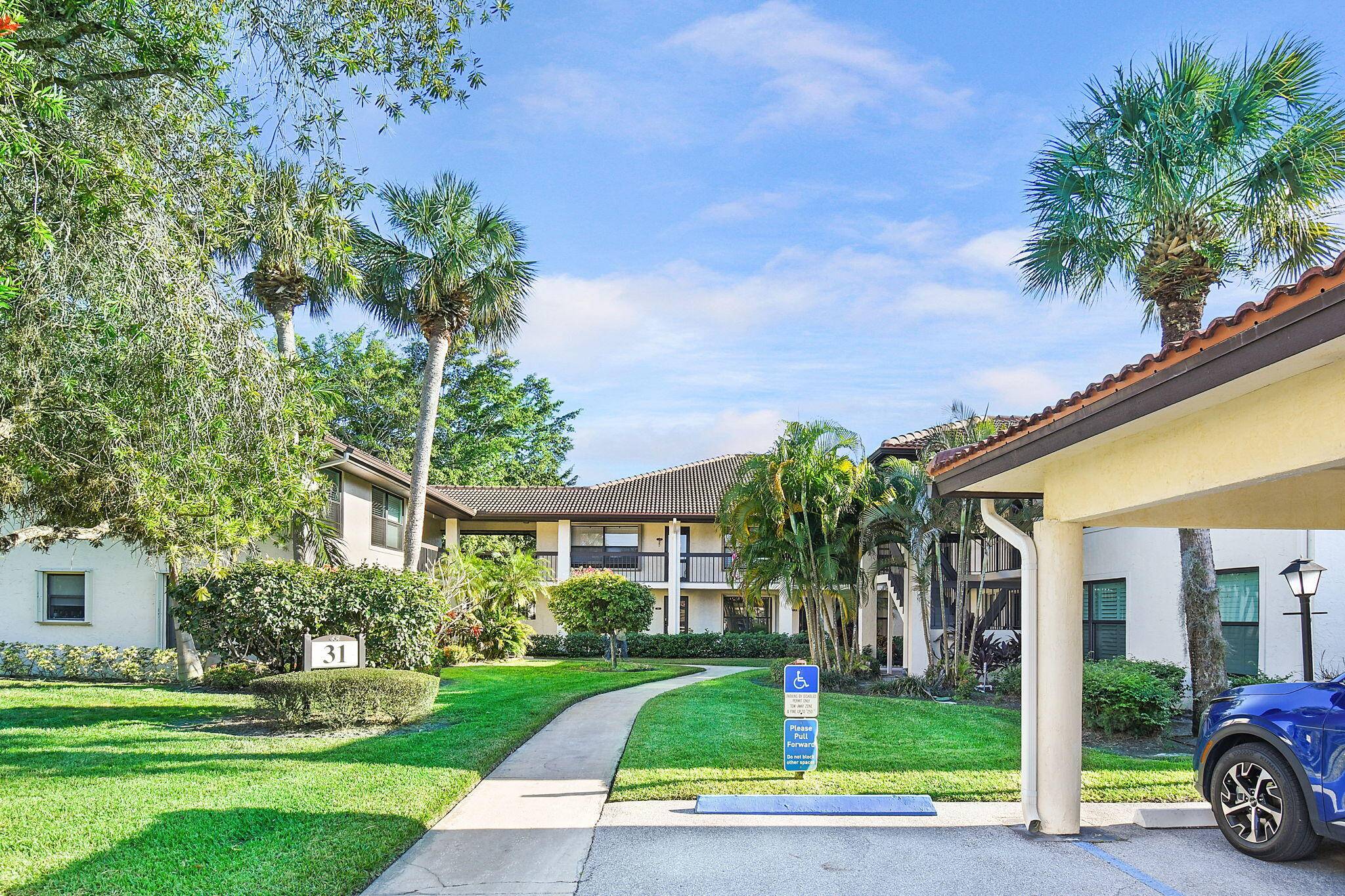 31 SW South River Dr. DR 106, Stuart, FL 34997