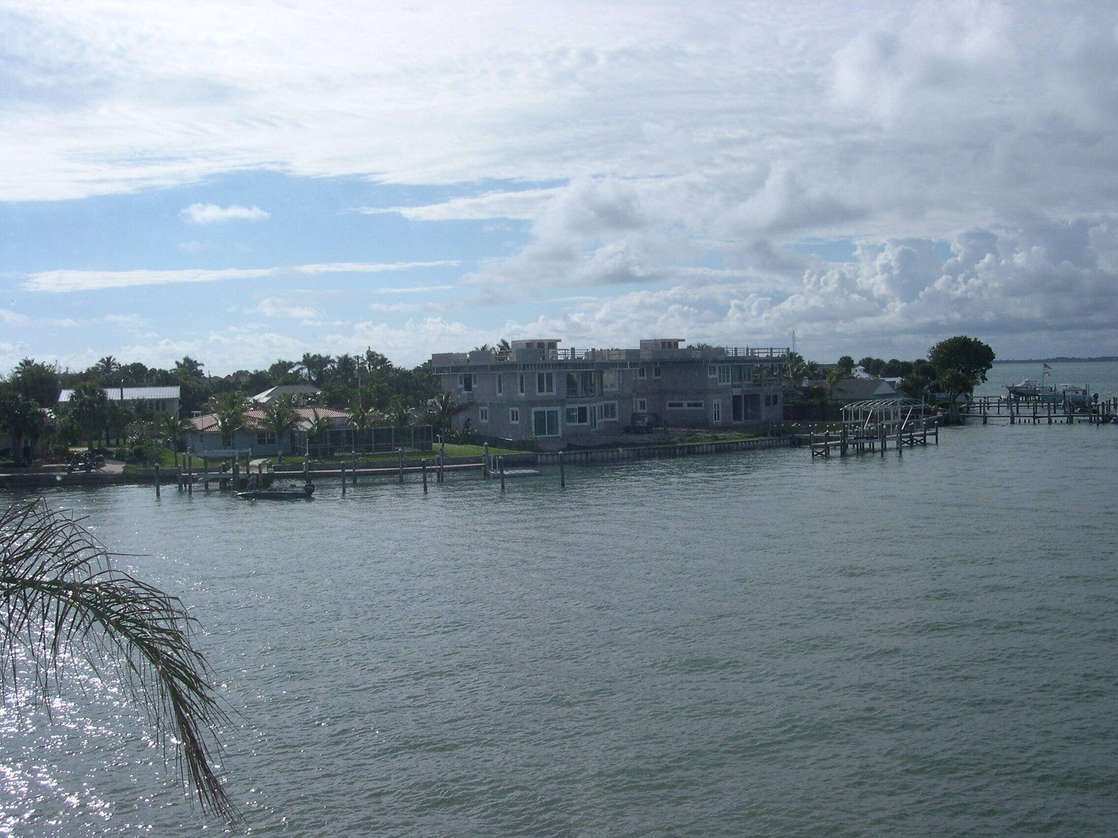 Fort Pierce, FL 34949,1223 Bayshore DR 302