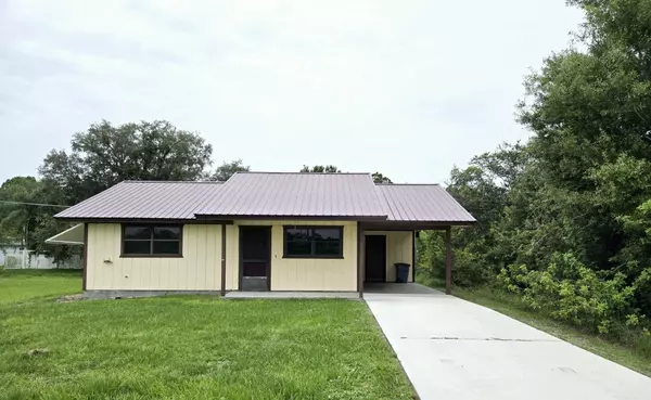 541 SE 40th AVE,  Okeechobee,  FL 34974