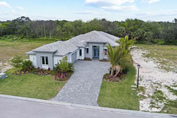 2297 Grand Harbor Reserve SQ, Vero Beach, FL 32967