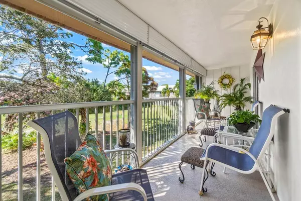 Tequesta, FL 33469,18081 SE Country Club DR 34-339