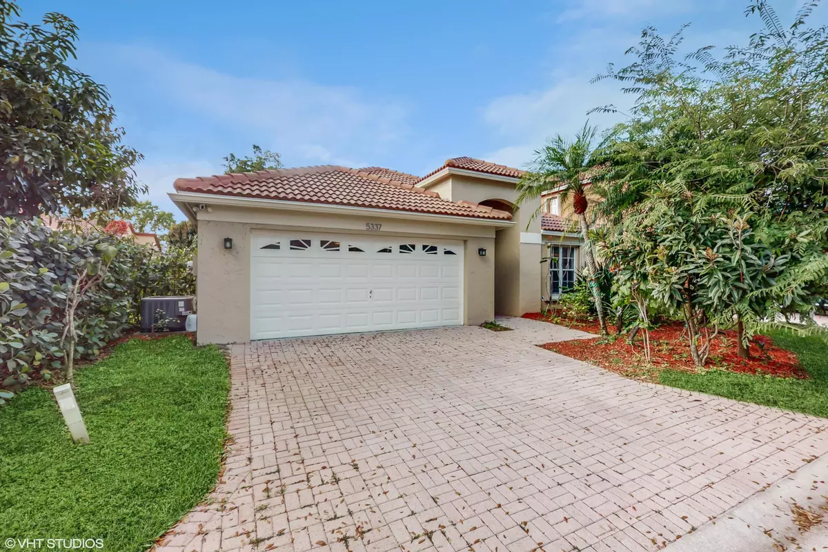 Riviera Beach, FL 33418,5337 Edenwood LN