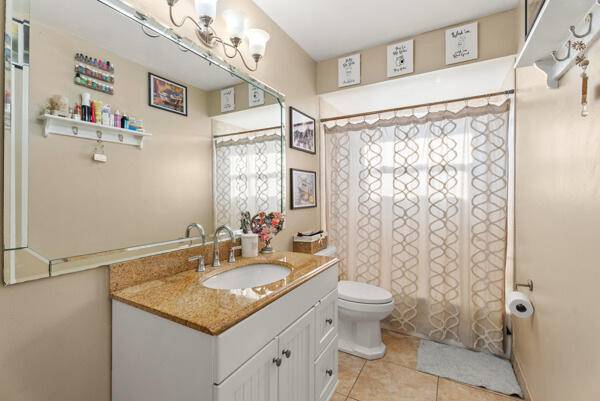 Stuart, FL 34997,5865 SE E Rosemont AVE