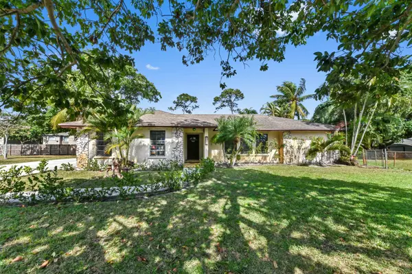 2020 Monica DR, West Palm Beach, FL 33415