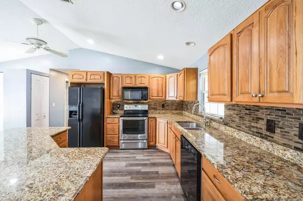 Port Saint Lucie, FL 34953,3510 SW Voyager ST