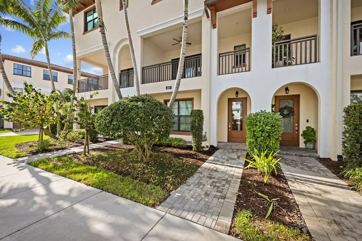 Palm Beach Gardens, FL 33418,4107 Faraday WAY