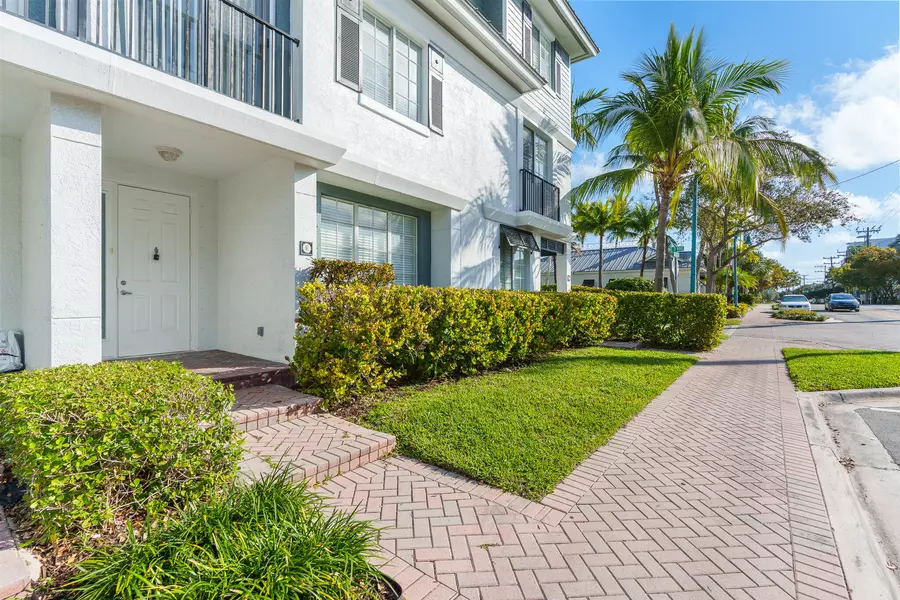 245 NE 2nd ST 5-E, Delray Beach, FL 33444