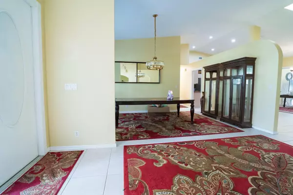 Royal Palm Beach, FL 33411,165 Cypress TRCE