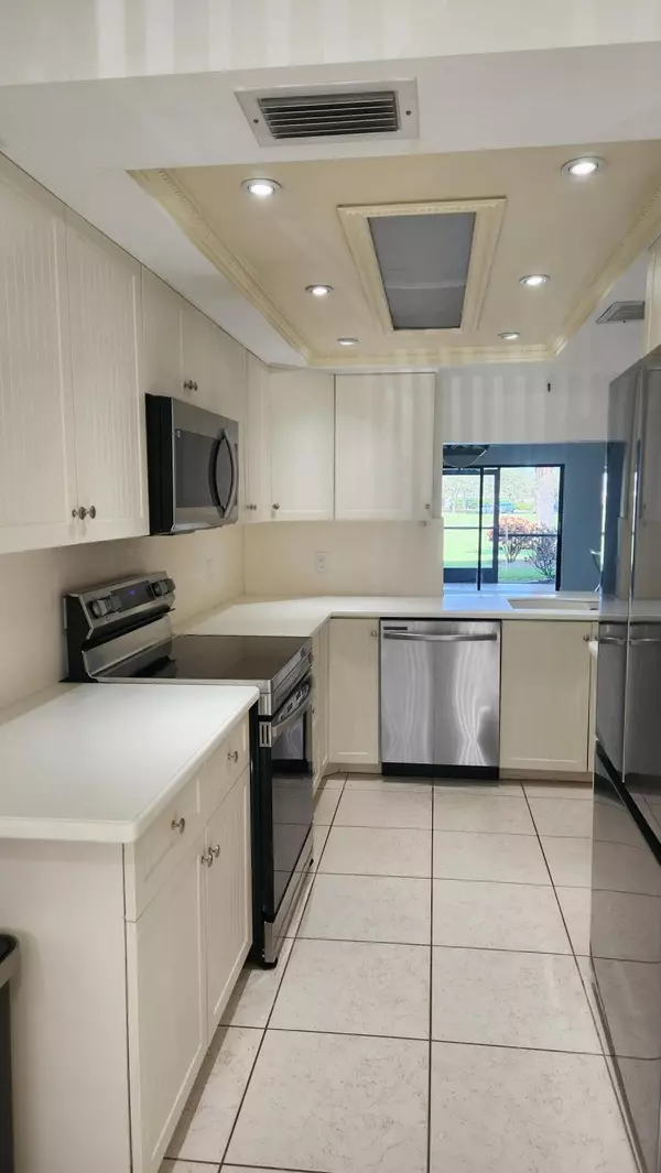 Fort Pierce, FL 34982,4300 Gator Trace DR D