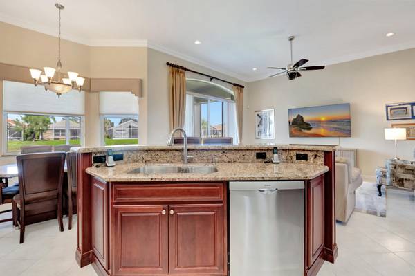 Delray Beach, FL 33446,7095 Demedici CIR