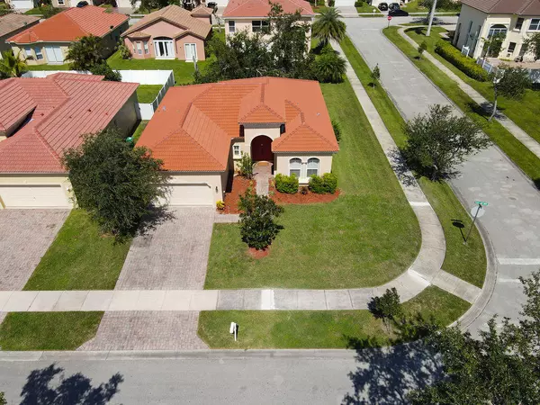 Fort Pierce, FL 34951,5531 Place Lake DR