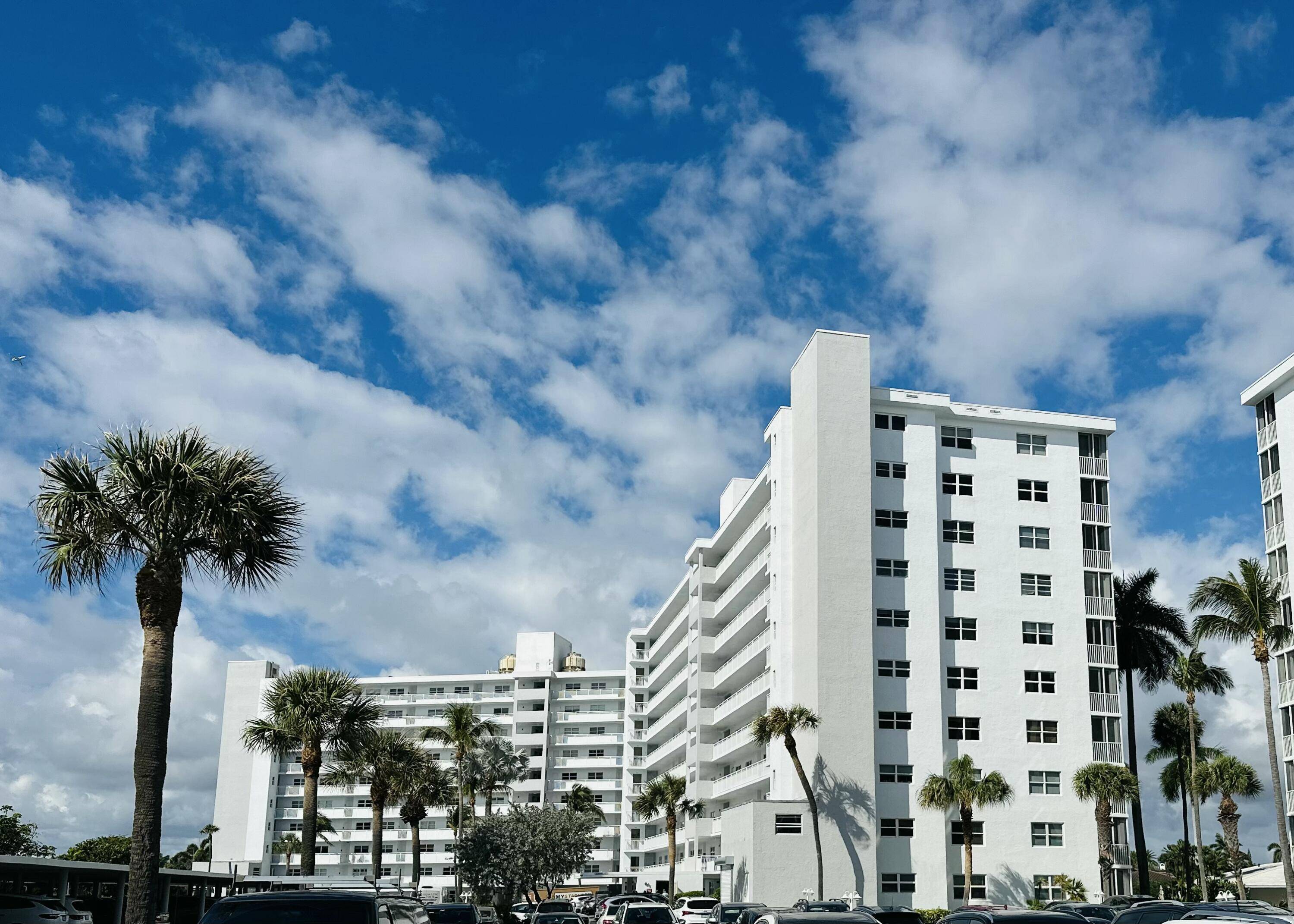3310 S Ocean BLVD 431-D, Highland Beach, FL 33487