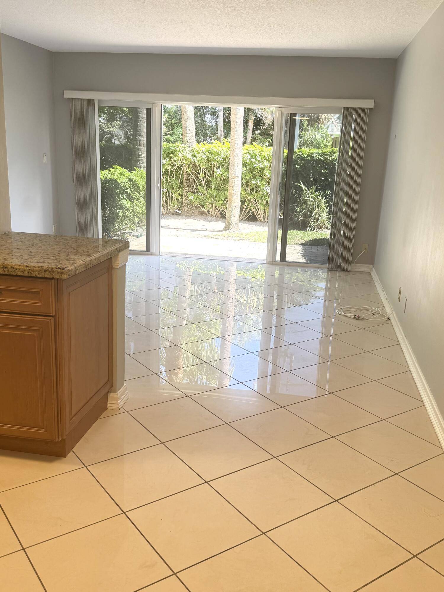 Deerfield Beach, FL 33441,505 NE NE 20th AVE 110