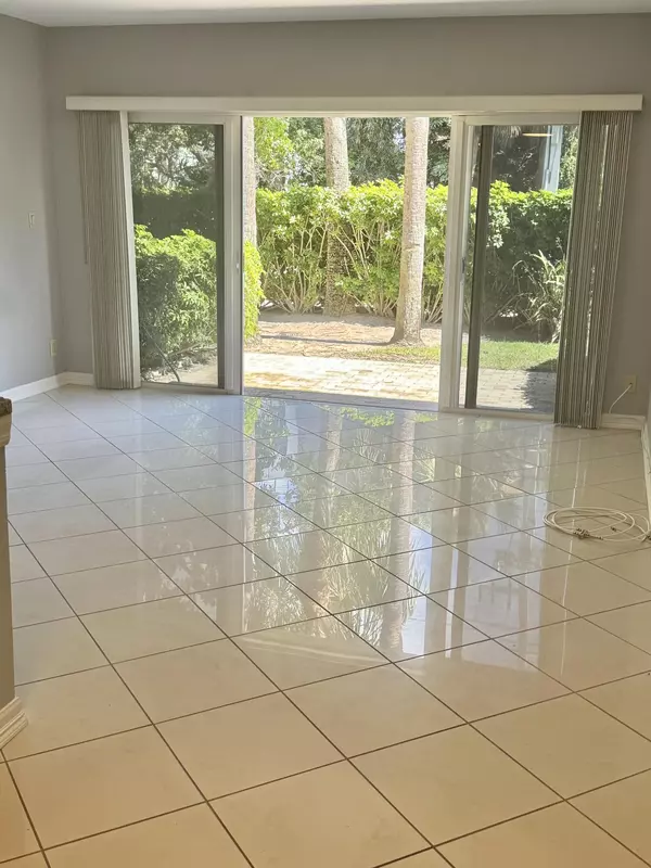 Deerfield Beach, FL 33441,505 NE NE 20th AVE 110