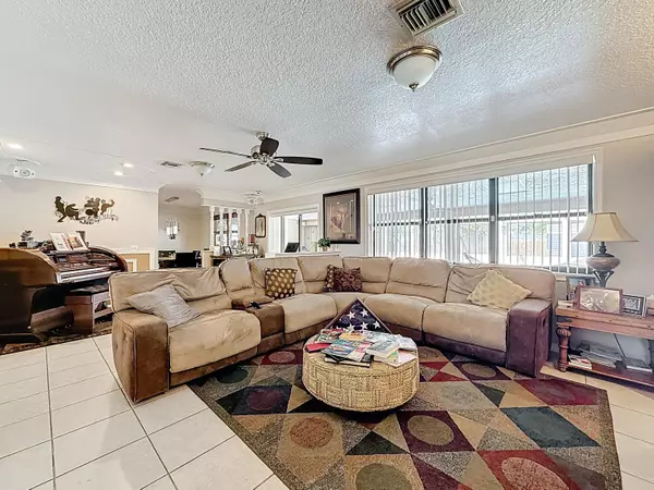 Port Saint Lucie, FL 34983,189 NE Caprona AVE