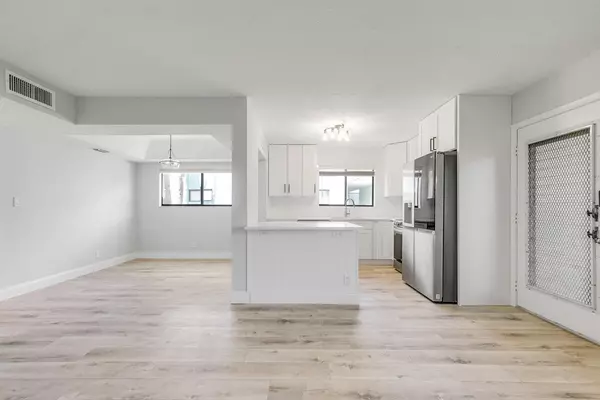 Delray Beach, FL 33484,15072 Ashland PL 132