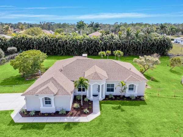 15098 N 74th ST, The Acreage, FL 33470