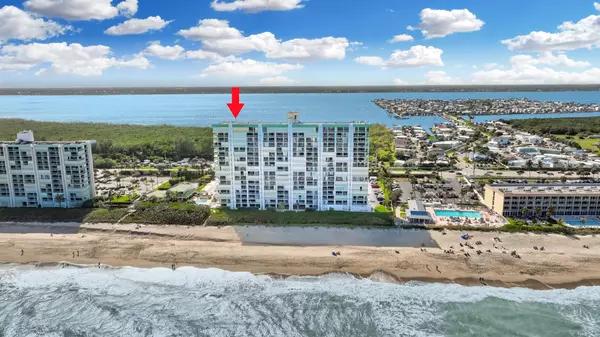 Jensen Beach, FL 34957,9900 S Ocean DR 109