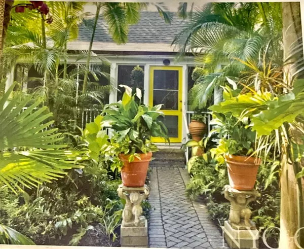 Palm Beach, FL 33480,228 Phipps