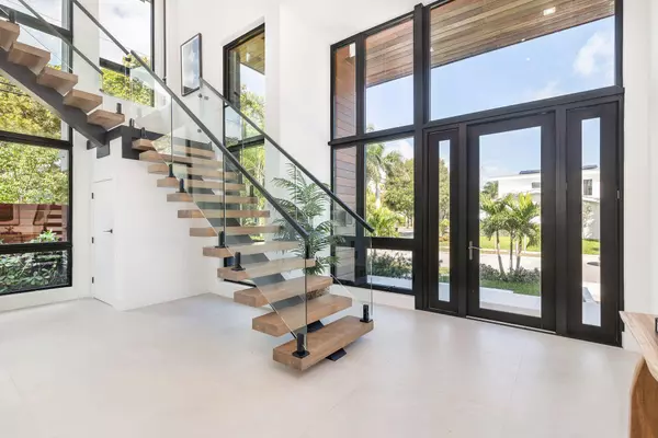West Palm Beach, FL 33401,630 Westwood RD
