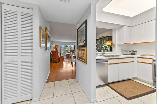 Delray Beach, FL 33484,6065 Pointe Regal CIR 307