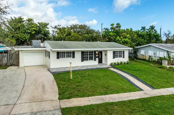 1414 Michigan DR, Lake Worth, FL 33461