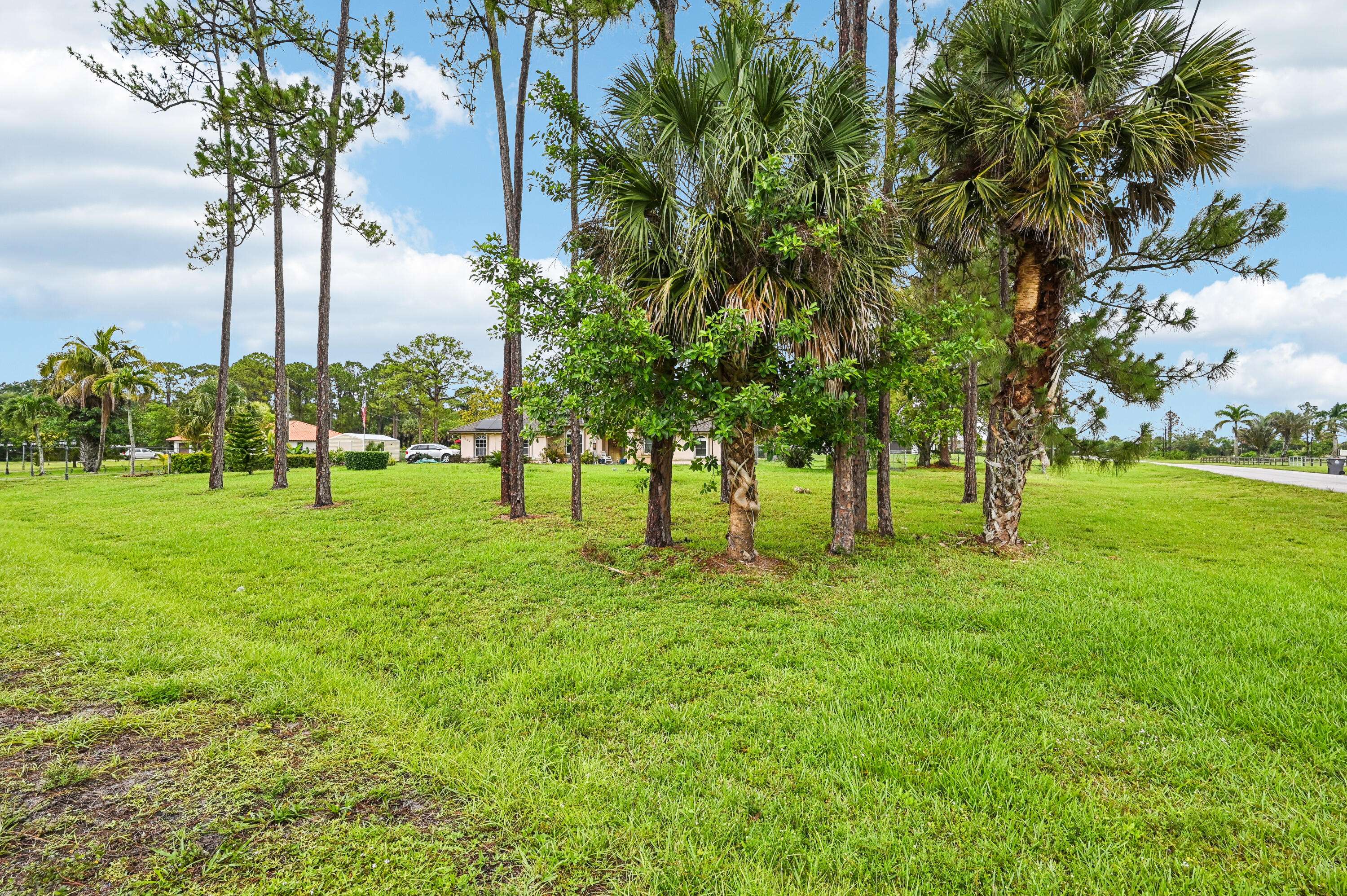 The Acreage, FL 33412,9765 Apache BLVD