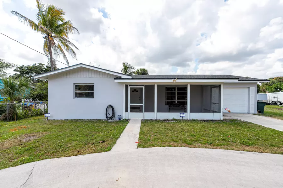 2615 Oleander BLVD, Fort Pierce, FL 34982