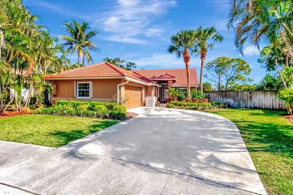 Delray Beach, FL 33445,1075 E Lancewood PL