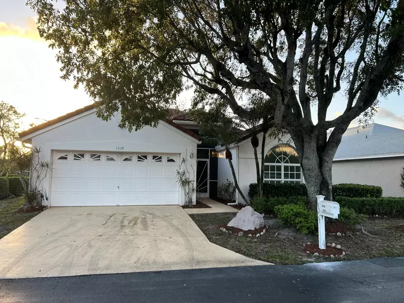 1339 E Fairfax CIR, Boynton Beach, FL 33436