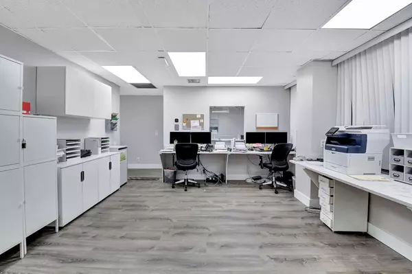 Delray Beach, FL 33484,5258 Linton BLVD 301