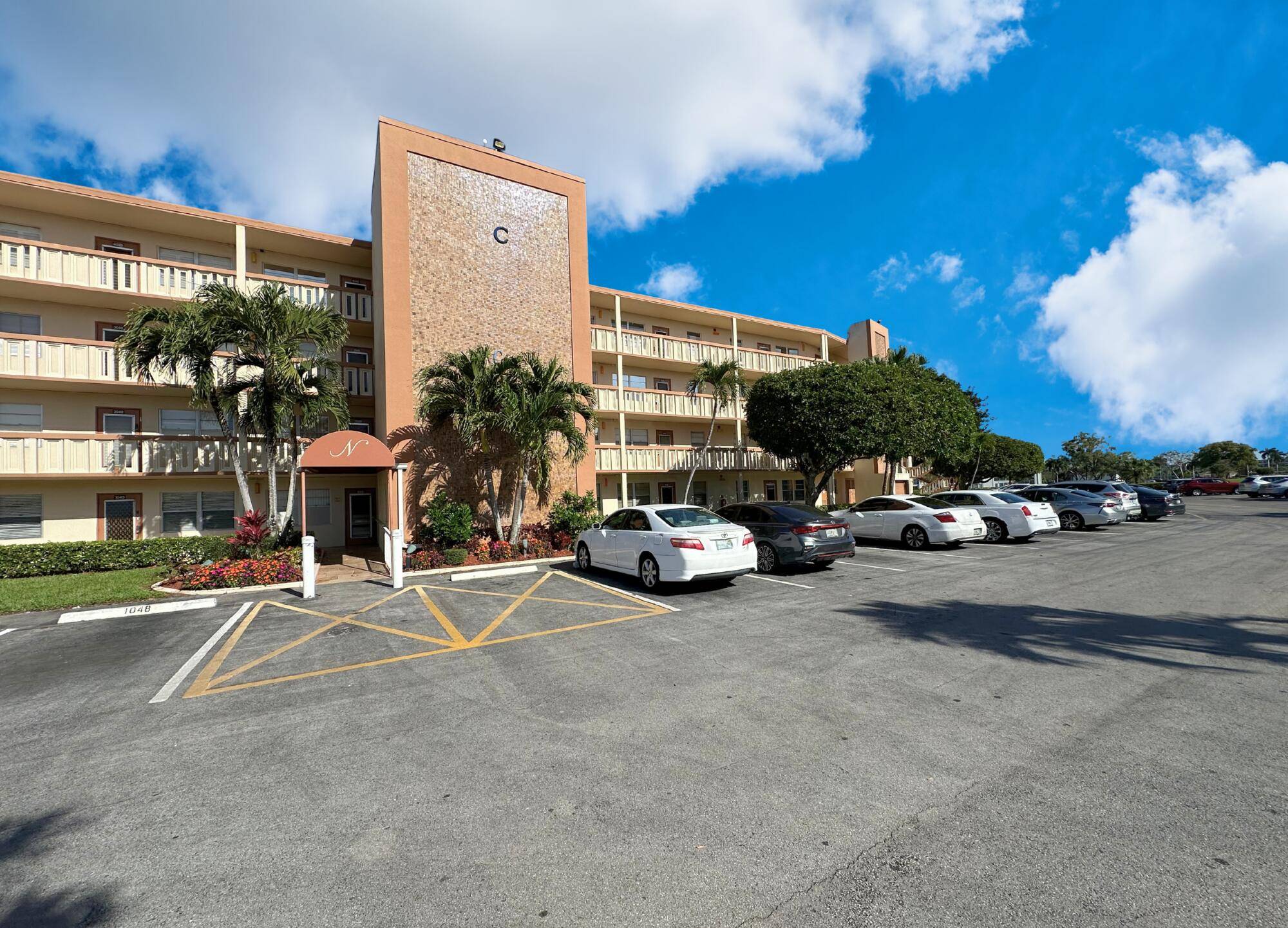 1043 Newcastle C, Boca Raton, FL 33434