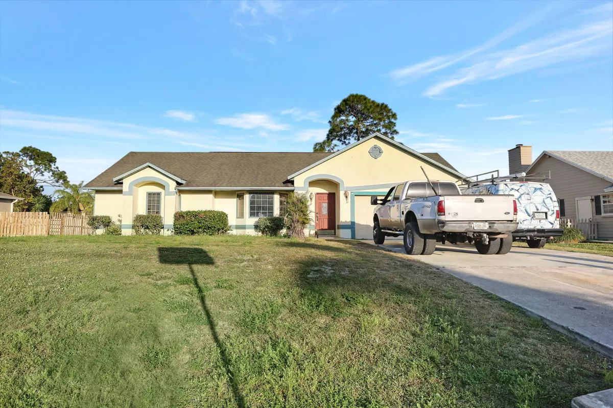 Port Saint Lucie, FL 34953,3617 SW Masilunas ST