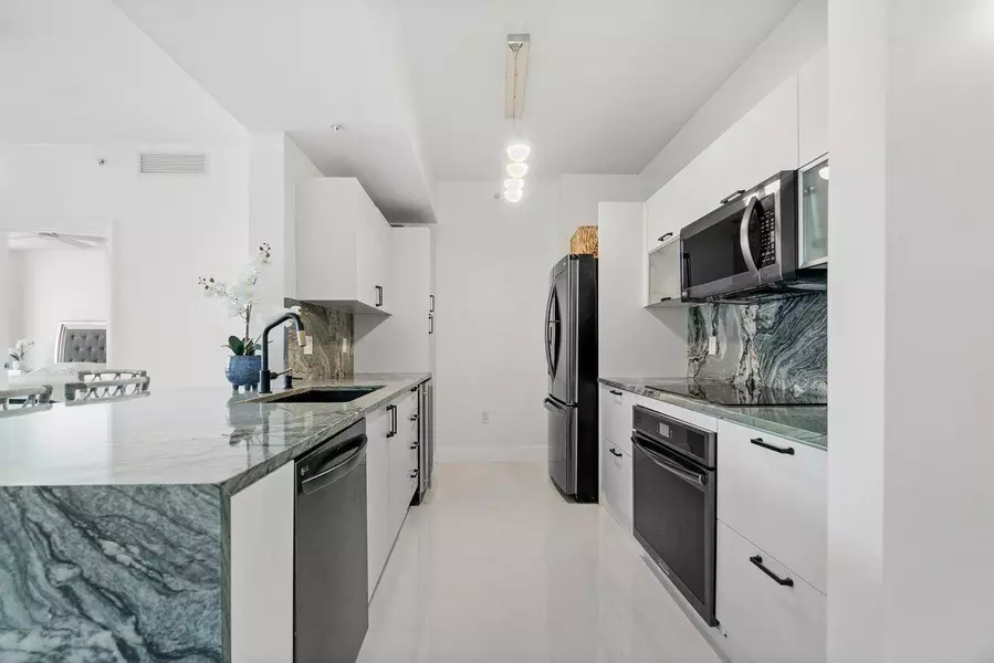 550 Okeechobee BLVD 1809, West Palm Beach, FL 33401